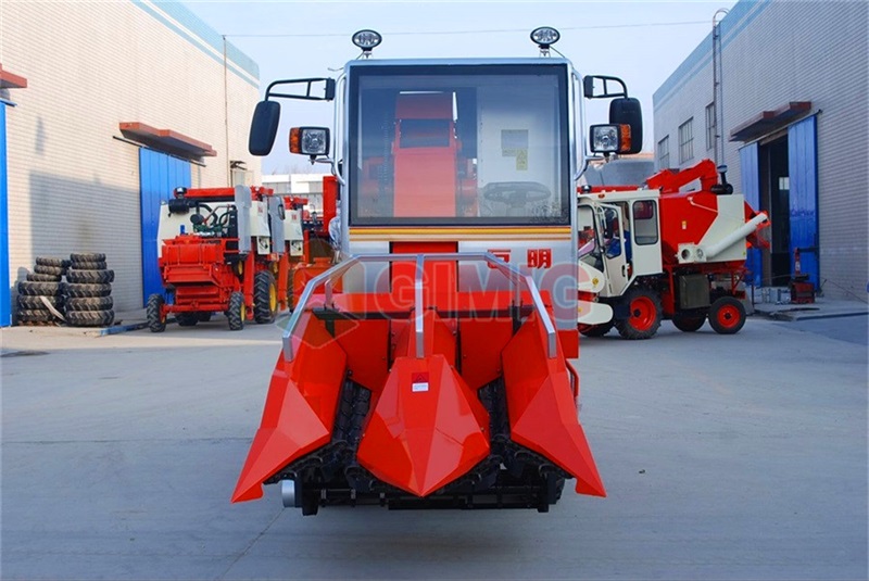 4YZP-2 corn harvester,maize harvester,corn harvesting machine,maize harvesting machine